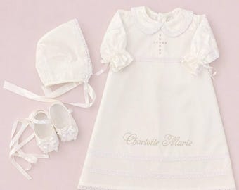Robe de baptême/baptême/bénédiction Croix Swarovski, Robe de baptême héritage unisexe, Robe de baptême catholique traditionnelle, Robe de baptême fille