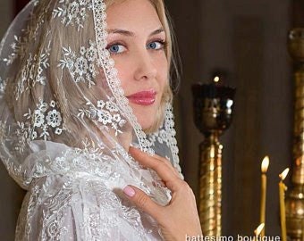 Church Lace Veil / Cathedral Mantilla