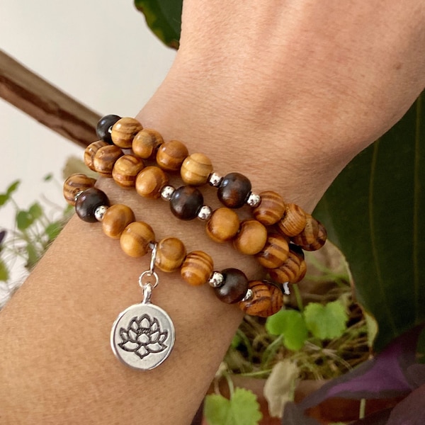 Lot de bracelets en bois et pierre naturelle breloque Fleur de Lotus