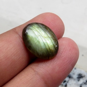 Greenish Labradorite Cabochon: Oval Crystal Gemstone, 18x14x4MM