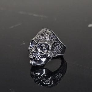 Day of the Dead Skull Ring, Sterling Silver Sugar Skull Jewelry, Men’s Sugar Skull Ring, Día de los Muertos Jewelry, Ornate Skull Ring