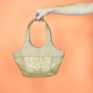 Vintage brown classic 80&#39;s leather shoulder bag {A16}