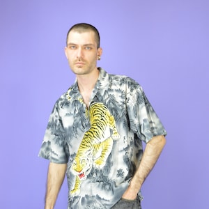 Vintage grey graphic ANIME print short sleeve shirt {K5}