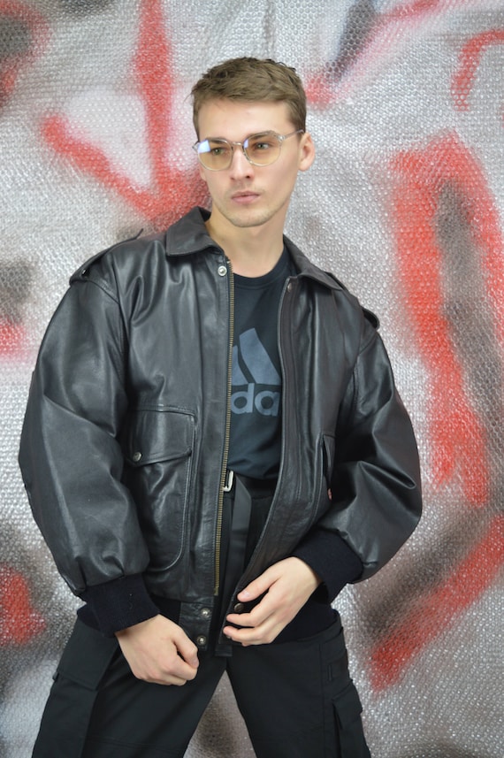 Vintage black classic leather bomber jacket