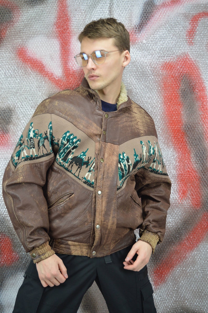 Vintage brown retro 80/'s graphic leather bomber jacket