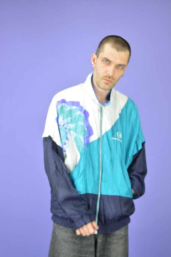 GORGEOUS Vintage 80s Men's TRACK AND COURT Gray Zip Up Track