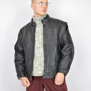 Vintage 80’s Black Leather Bomber Jacket | Classic Retro M Men's Jacket  | Size M {L193}