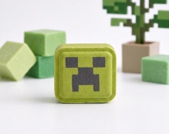 Bombe da bagno Minecraft Creeper - Set di 10+ - Regali per feste di compleanno per bambini - Bombe da bagno effervescenti fatte a mano in pixel art - Regali per gamer all'ingrosso - Skin