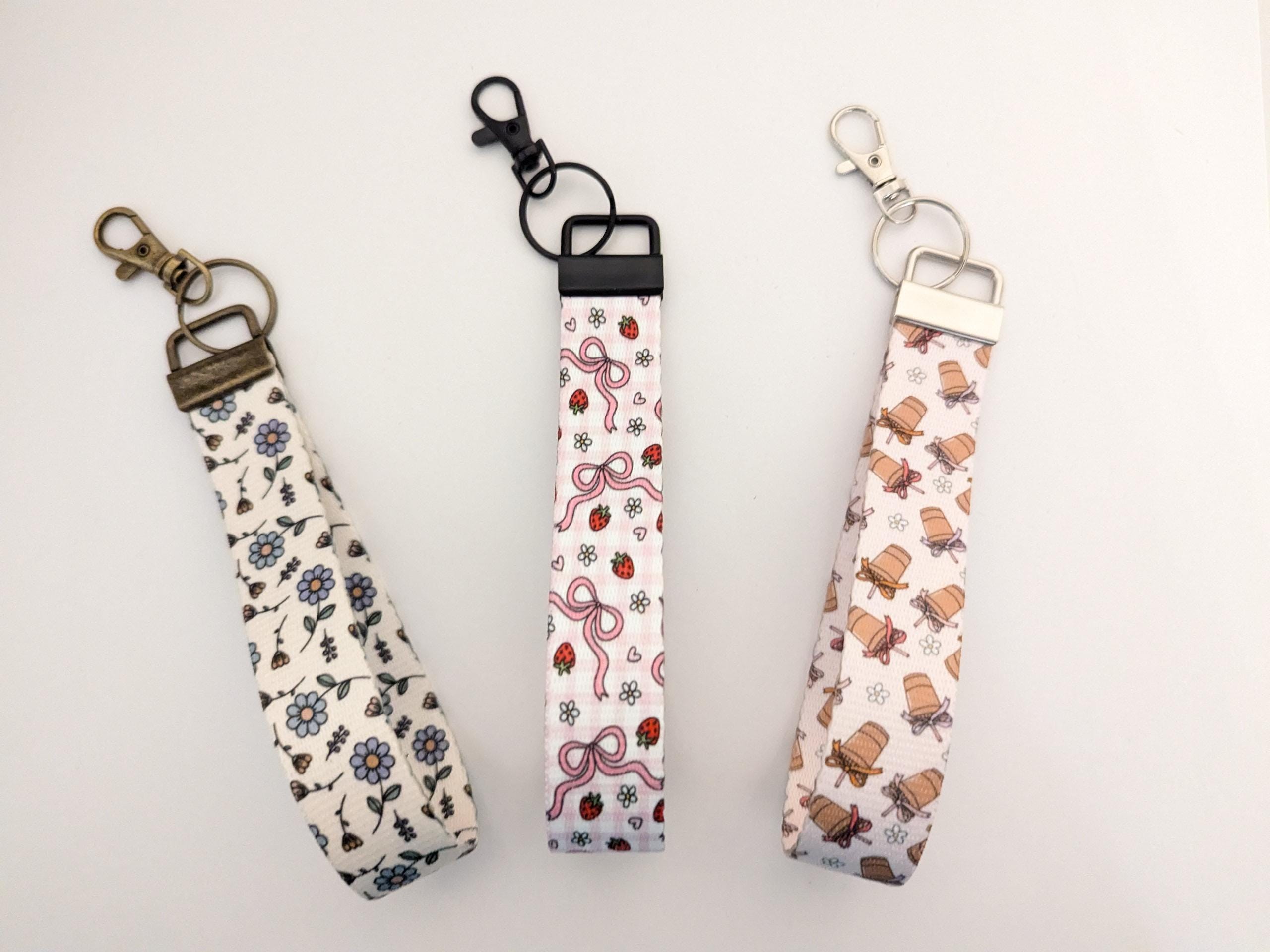 Lanyard Wristlet Keychain Key Fob, Key Holder Lanyard With Swivel