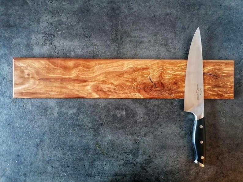 Magnetic knife rack with strong neodymium magnets, knife holder for beautiful knives, available in local wood types, handmade