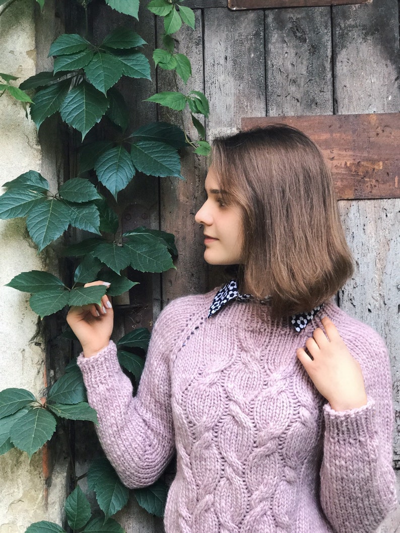 Classic pink powder sweater without seams