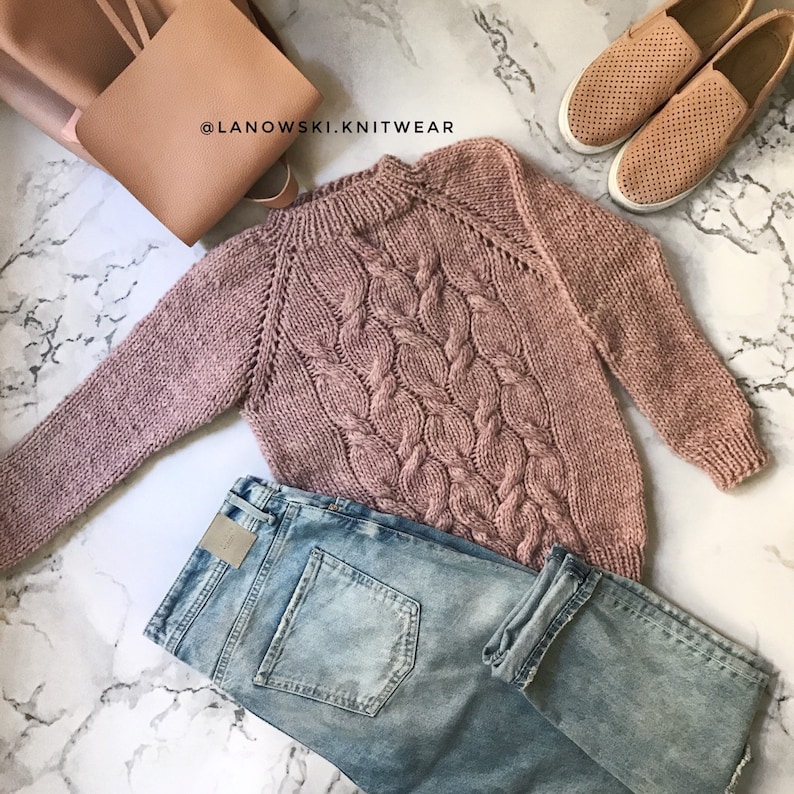 Classic pink powder sweater without seams
