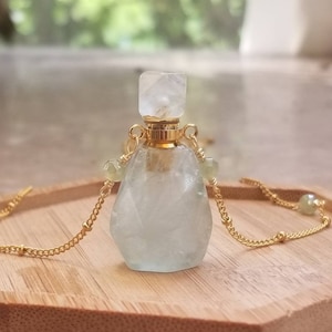 Fluoriet parfumfles ketting, fluoriet ketting, parfumfles ketting, parfumflesje, edelsteen ketting, fluoriet, parfum