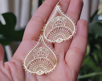 Mandala Ohrringe, ethnische Ohrringe, große Ohrringe, Gold Ohrringe, große Ohrringe, Edelstahl, Boho Ohrringe, Statement, Lotus, Herz