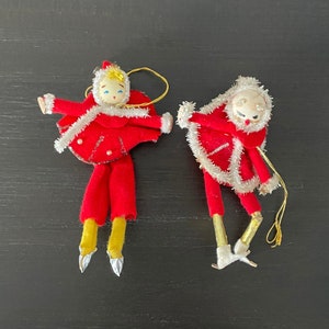 Pair of Vintage Christmas Mr & Mrs Santa Claus Pixie Elf Felt Skater Ornaments