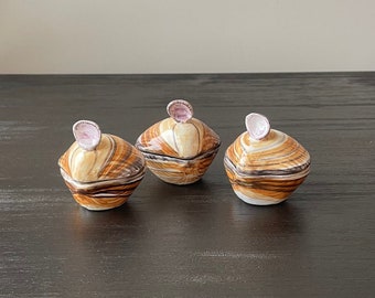 Set of Three Signed Italian Ceramic Mollusk Shell Trinket Boxes