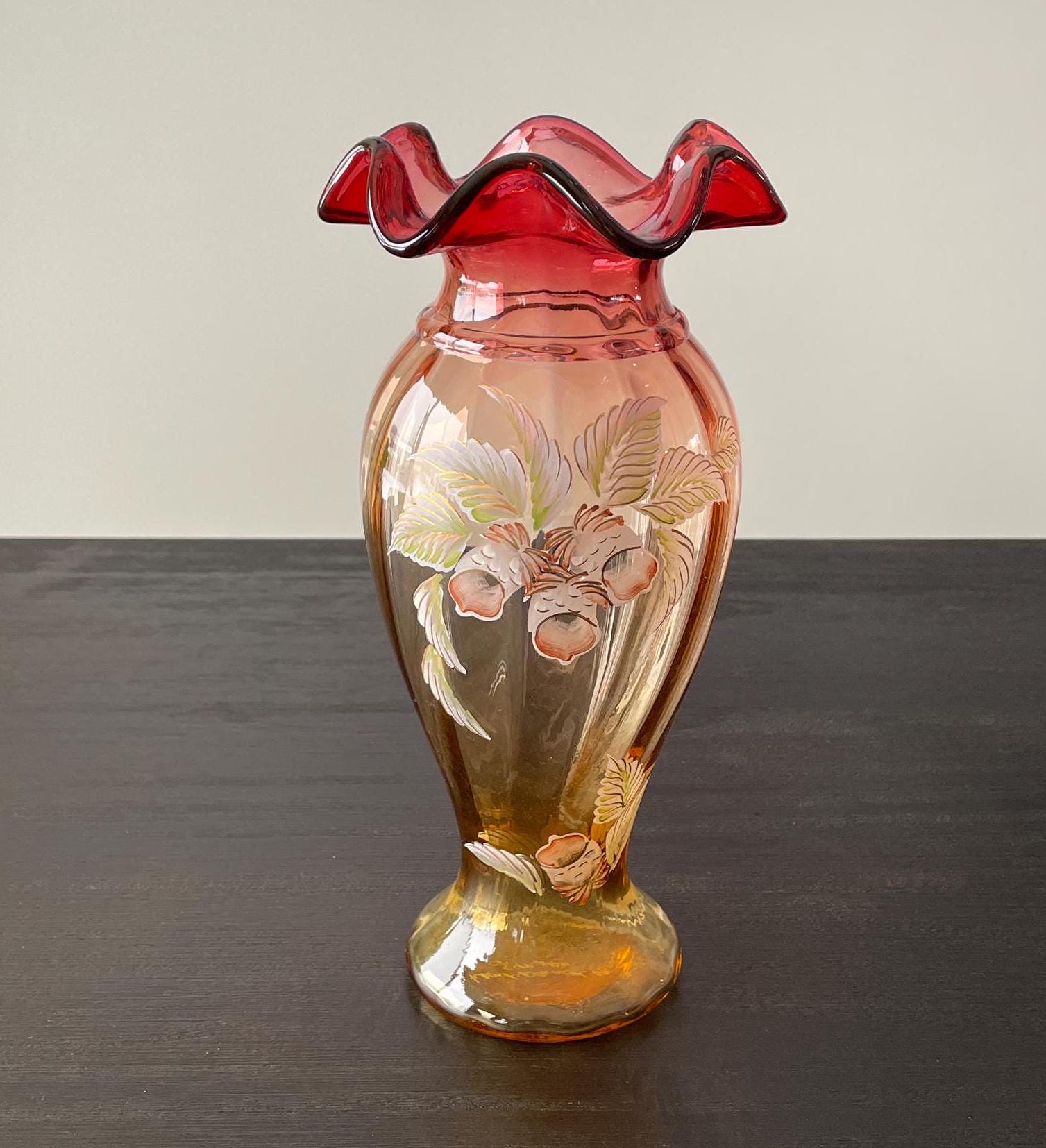 オールドフェントン　アンベリーナ Vintage Fenton Amberina Red Ombre Hobnail Glassware
