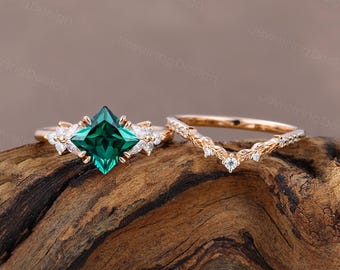 Princess cut Emerald engagement ring set Vintage Rose gold wedding ring Dainty women ring Cluster Bridal ring set Promise Anniversary ring
