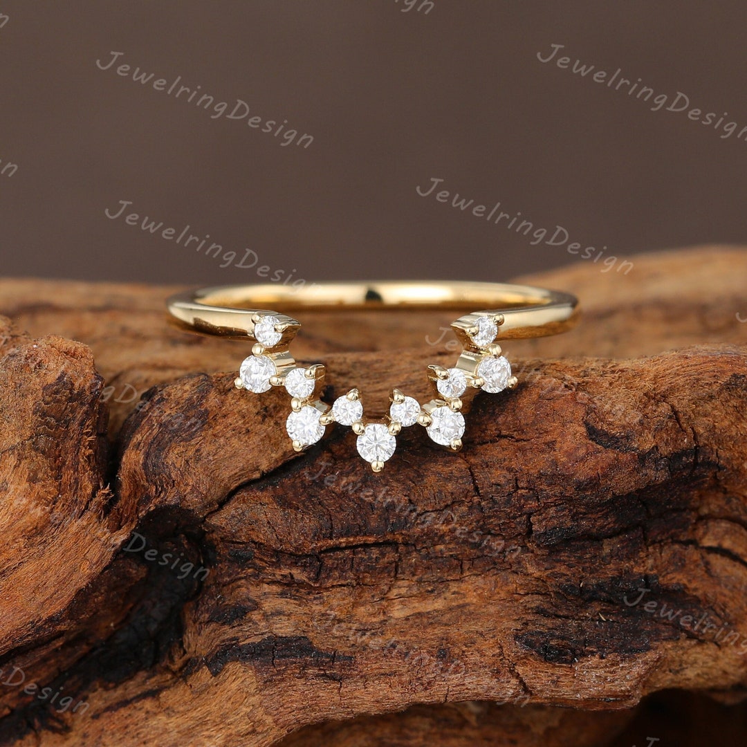 Curved Wedding Band Women Yellow Gold Unique Moissanite Wedding Band ...