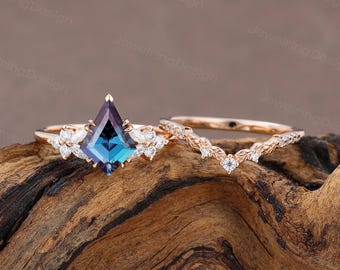 Unique Kite cut Alexandrite engagement ring set vintage rose gold cluster ring Moissanite wedding Bridal set Promise Anniversary women gift