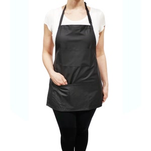 Short Vinyl Apron with Custom Name Logo Embroidery Nail Art Skin Care Makeup Grooming Salon Stylist Smock Uniform