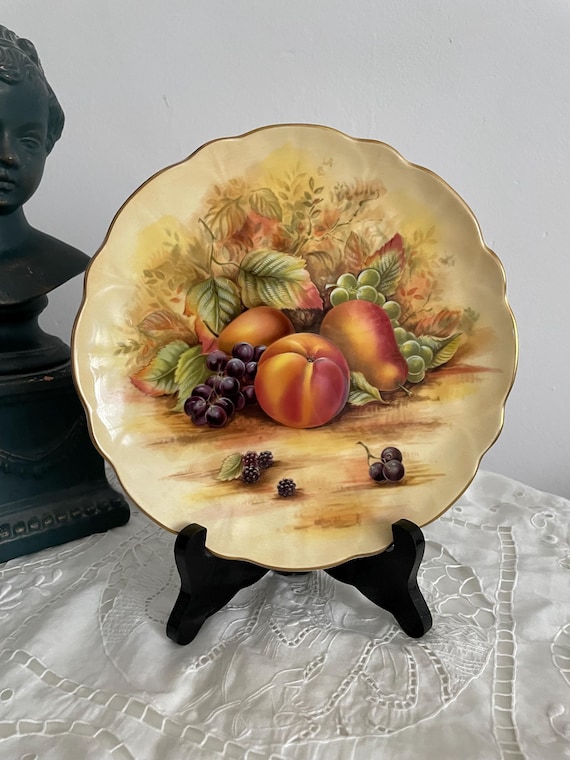 Aynsley Orchard Gold Dinner Plate Round Scalloped Gold Trim Edge
