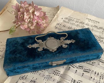 Antique Victorian Blue Velvet Box / Case