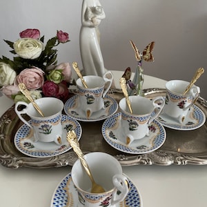 Vintage cups and saucers set of 5 . demitasse cups and saucers gold glided, gift idea.