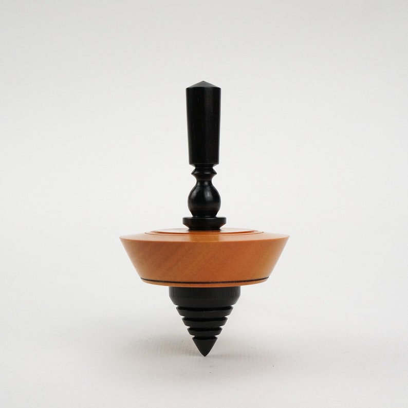 extraordinary design Spitzkegel handmade spinning top