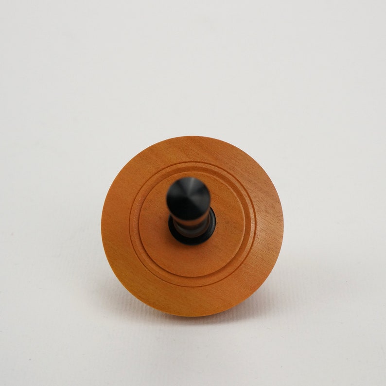 extraordinary design Spitzkegel handmade spinning top