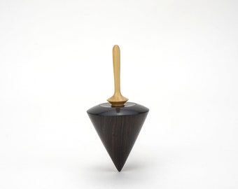 Spitzkegel - Wind-up top made of Ebony and boxwood