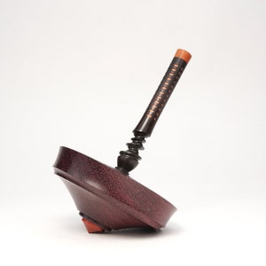 Amma - hand-turned spinning top made of different natural materials