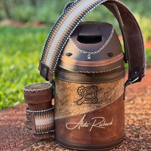 set mate, set terere, termo grabado personalizado, termo forrado en cuero, guampa y bombilla, calabaza y pajilla, termo de acero inoxidable.