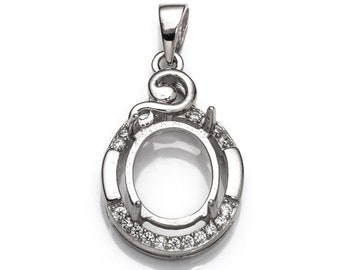 Oval Pendant with Cubic Zirconia Inlays and Oval Mounting and Bail in Sterling Silver 9x11mm