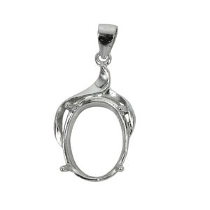 Colgante ovalado con remate floreado en plata de ley de 10 x 12 mm / MTP1096