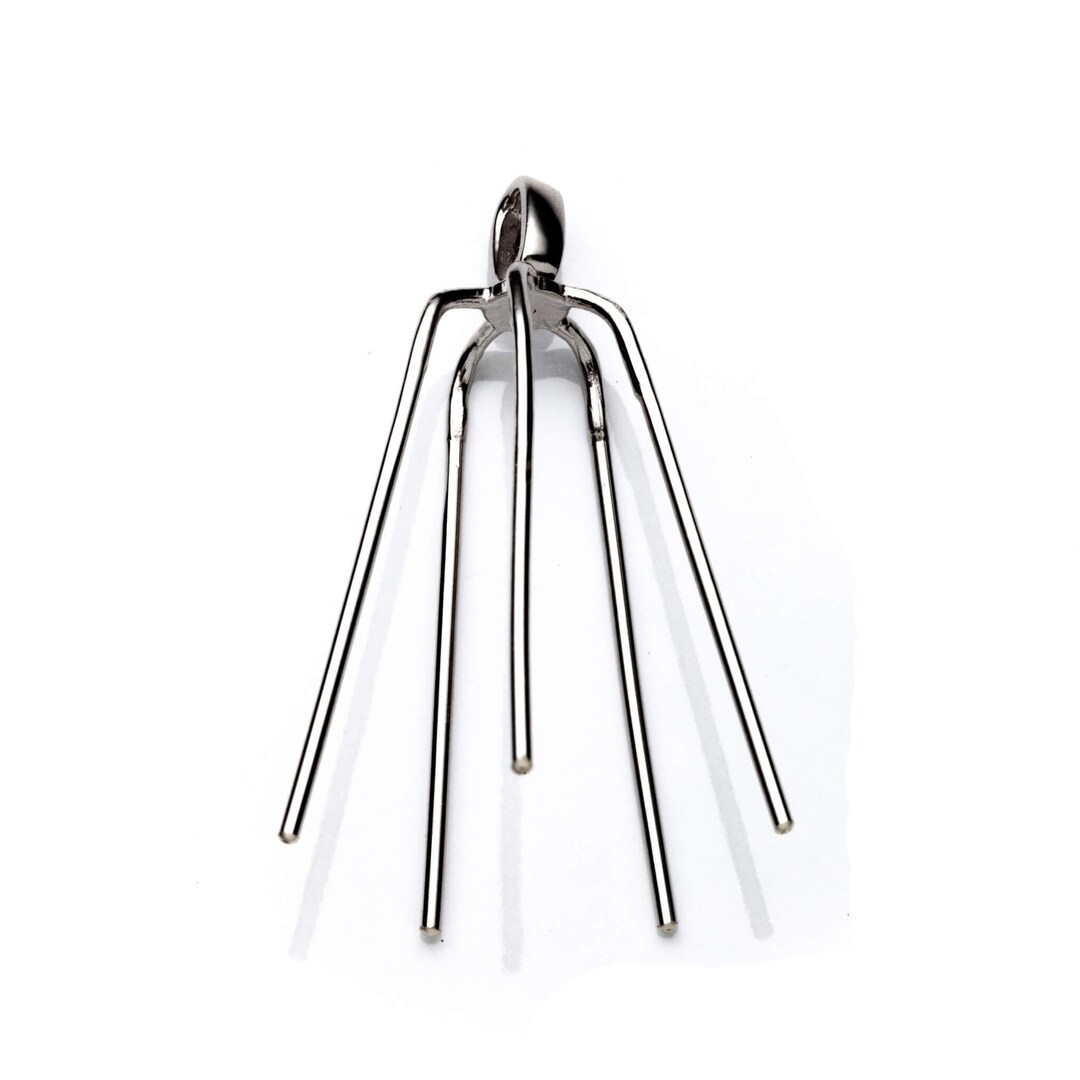Freestyle Pendant Setting With Unique Prongs Mounting in