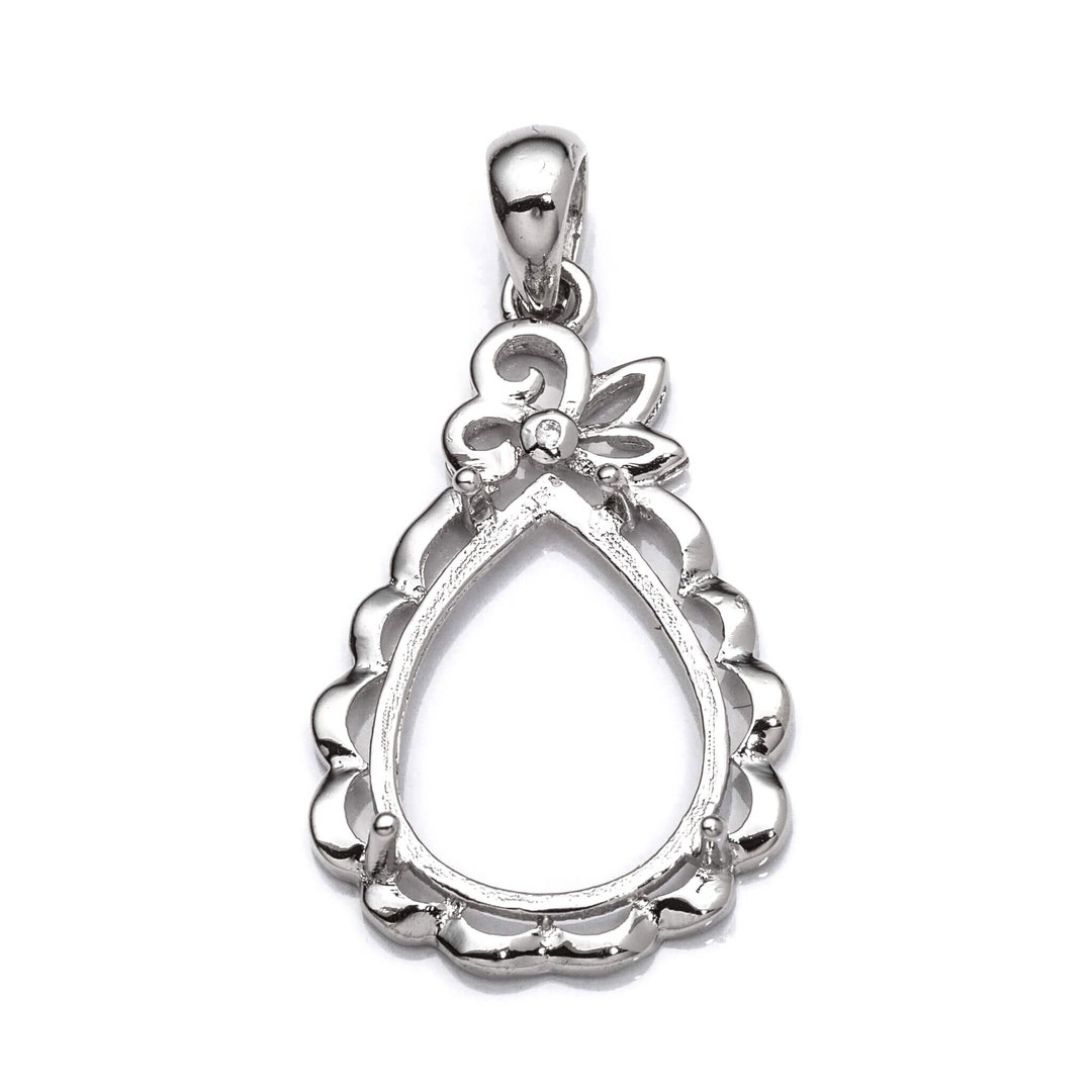 小物 Pear Bejeweled Cubic Zirconia Pear Drop Necklace - J GOODIN