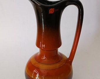 Ceramic jug Studio Errevi romolo Verzolini space age design Bitossi era red black
