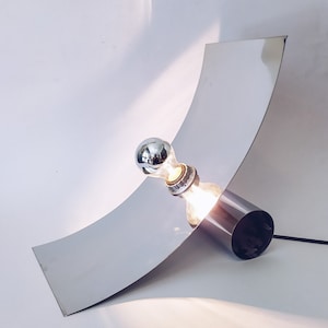 Sehr seltene Space Age Chrom-Schreibtischleuchte, konvexe Vintage-Tischlampe, Design Lebovici Cocchia Tagliapietra, Silber, 70er Jahre