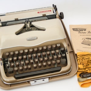 Typewriter Triumph Norm Perfekt Vintage 50s 60s Typewriter Deco