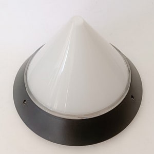 Wall lamp Chios Artemide Vintage design C Forcolini Italy white glass