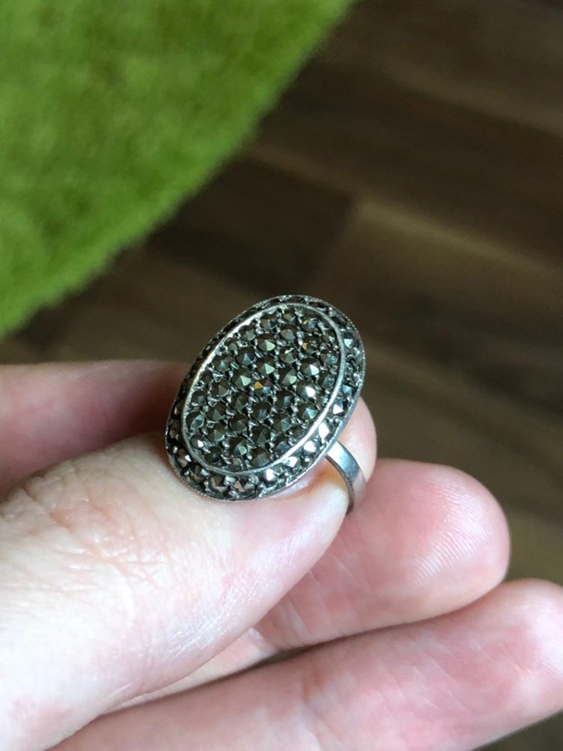 Vintage silver marcasite ring