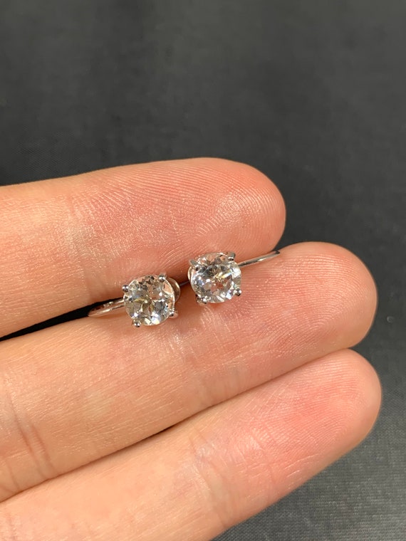 Pretty 9ct Gold Topaz Screw On Earrings