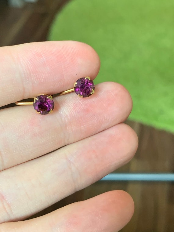 Vintage 9ct gold paste screw on earrings