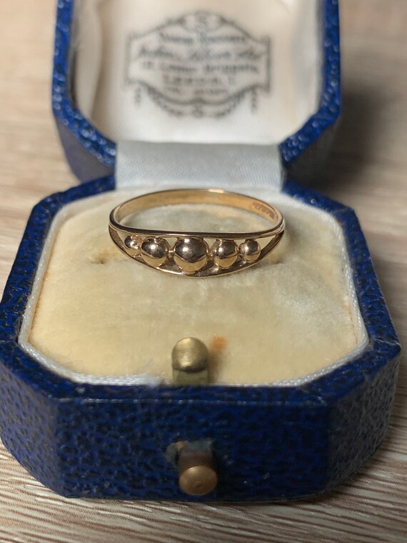 Vintage 9ct gold ring
