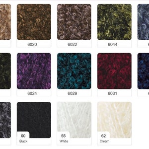 Puede incluir: Una carta de colores que muestra 15 tonos diferentes de hilo. El hilo tiene una textura rizada y peluda. Los colores incluyen marr&oacute;n, gris, verde, morado, azul verdoso, rojo, azul, negro, blanco y crema.