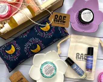 Self-Care Gift Box | Wellness Gift | Handmade | Aromatherapy | Shower Steamers | Spa Gift | Natural | Present