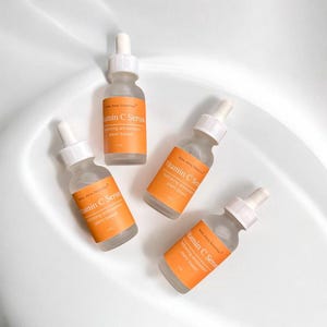 Sérum pour le visage à la vitamine C - À base de plantes - Soins de la peau - Hydratant - Sérum pour le visage - Formule légère non grasse -