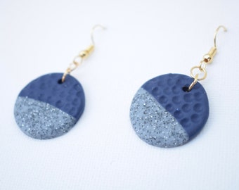 Nautical 2 tone round dangle earrings, letterbox gift navy and granite effect.