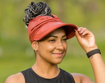 Casquette pare-soleil queue de cheval| Bandeau anti-transpiration Tennis Volley-ball Sports d'été Plage Visière | Visière Afro| Chapeau cheveux bouclés | Bateau de croisière indispensable | Chapeau turban